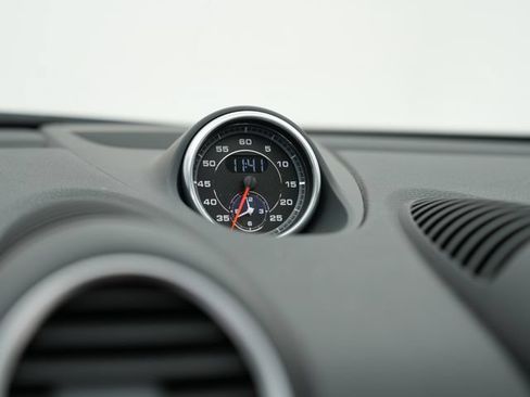 Certified 2025 Porsche 718 Boxster S RWD image 17