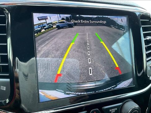 Used 2021 Jeep Grand Cherokee Laredo X AWD/4WD image 21