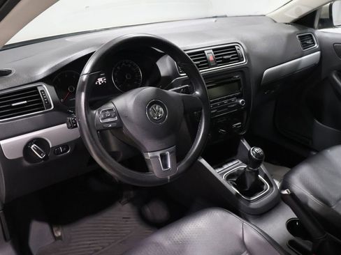 Used 2013 Volkswagen Jetta SE image 14