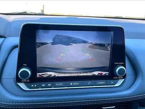 Certified 2023 Nissan Rogue SV image 26