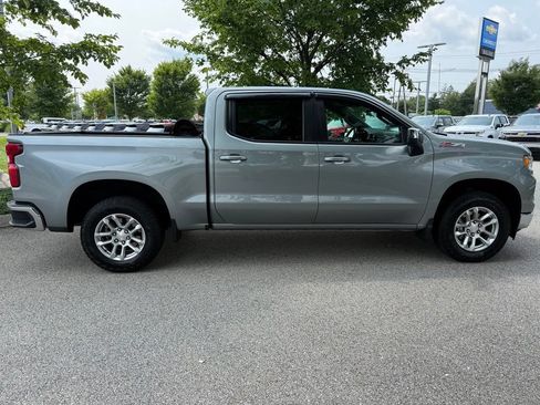 Used 2023 Chevrolet Silverado 1500 LT AWD/4WD image 6