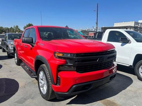 Used 2020 Chevrolet Silverado 1500 Custom w/ Custom Value Package AWD/4WD image 34