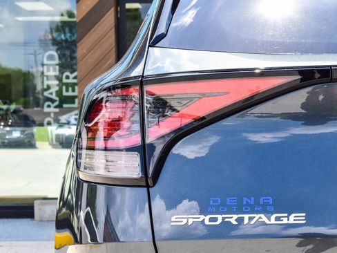 Used 2023 Kia Sportage EX image 10