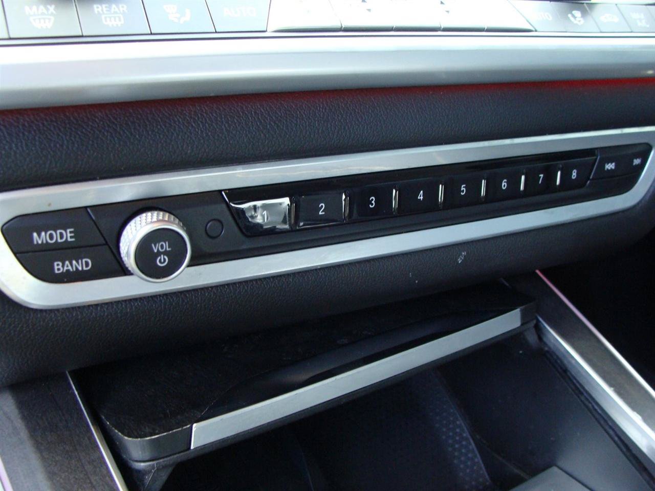 Used 2021 BMW X7 xDrive40i AWD/4WD image 28