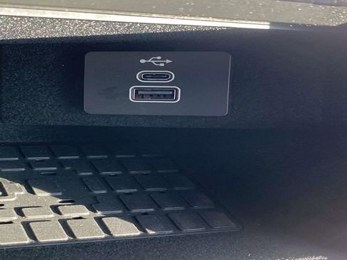 New 2026 Lincoln Navigator L Reserve AWD/4WD image 24