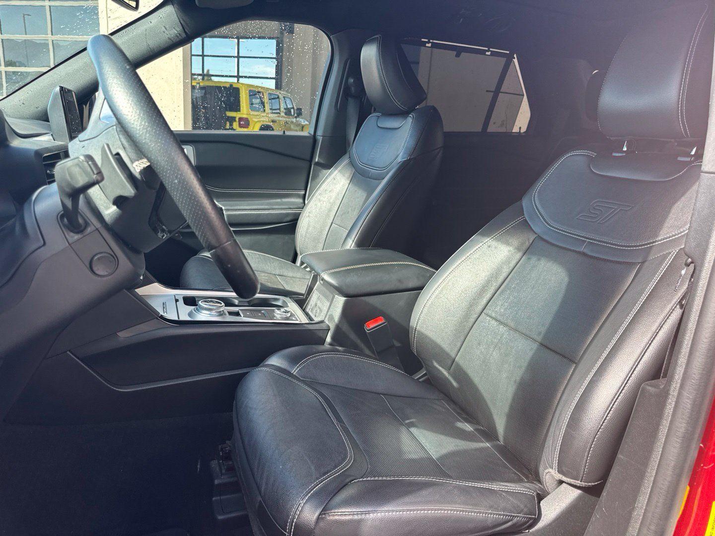 Used 2023 Ford Explorer ST w/ Equipment Group 401A AWD/4WD image 18