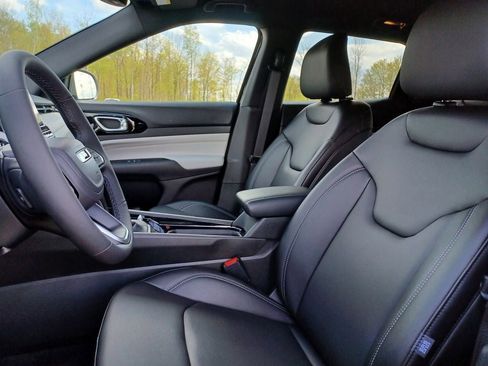New 2026 Jeep Compass Limited AWD/4WD image 10