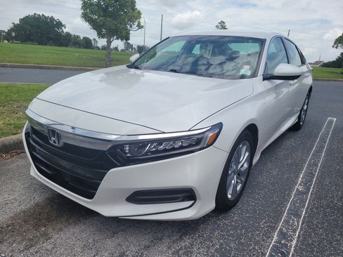 Used 2019 Honda Accord LX image 3