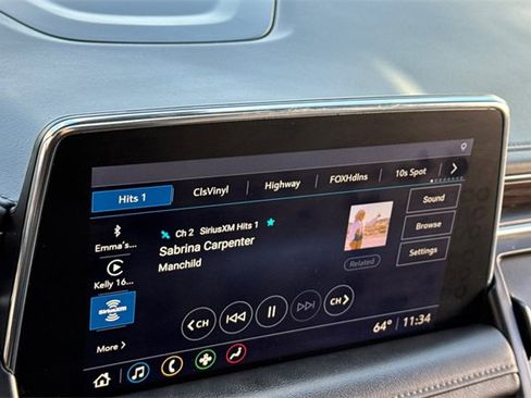 Used 2021 Chevrolet Suburban LT w/ LT Signature Package image 27