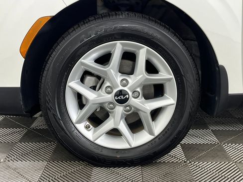 Used 2023 Kia Soul S FWD image 20
