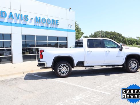 Used 2025 Chevrolet Silverado 2500 LTZ w/ LTZ Premium Package AWD/4WD image 6