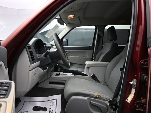 Used 2008 Jeep Liberty Sport w/ Popular Equipment Group AWD/4WD image 9