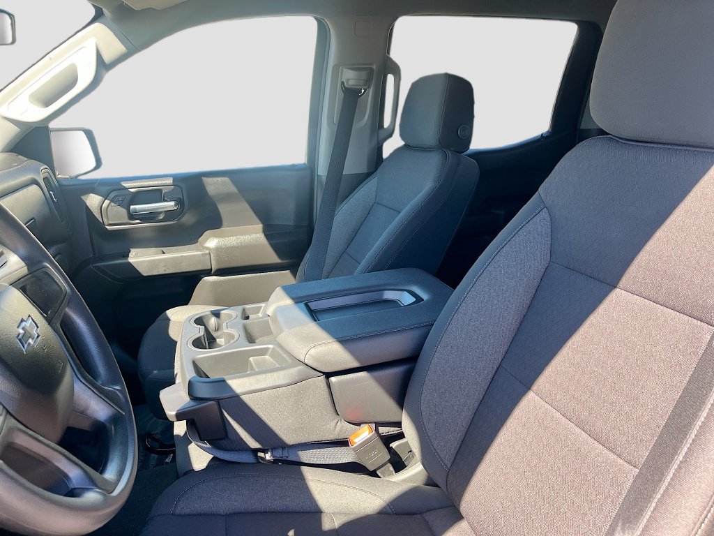 Used 2026 Chevrolet Silverado 1500 Custom Trail Boss w/ Turbomax Blackout Package AWD/4WD image 20
