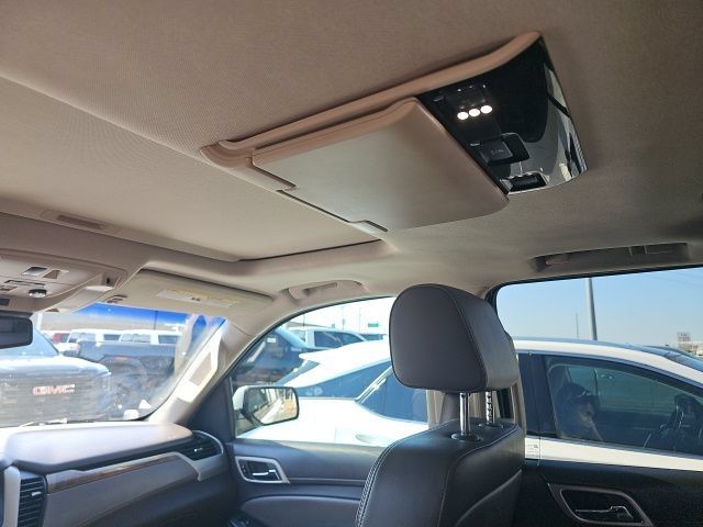 Used 2016 GMC Yukon XL Denali w/ Open Road Package RWD image 8