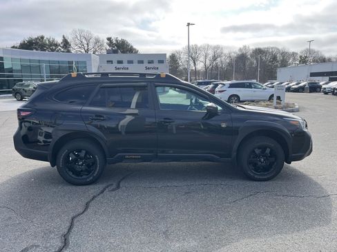 Used 2022 Subaru Outback Wilderness image 2