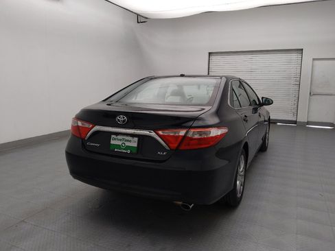 Used 2015 Toyota Camry XLE image 7