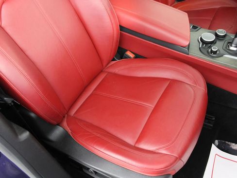 Used 2019 Alfa Romeo Stelvio Ti AWD/4WD image 38