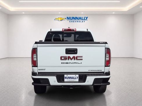 Used 2022 GMC Canyon Denali AWD/4WD image 4