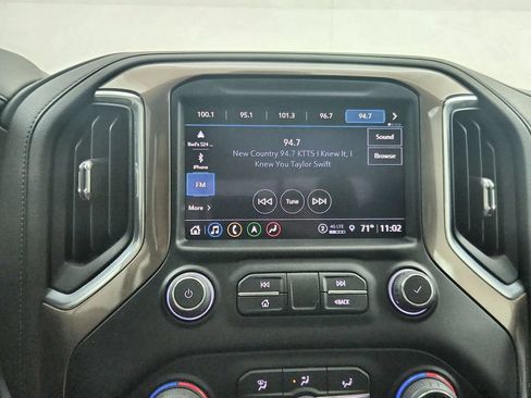 Used 2022 Chevrolet Silverado 2500 High Country AWD/4WD image 18