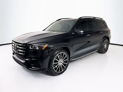 Used 2025 Mercedes-Benz GLS 450 4MATIC image 1