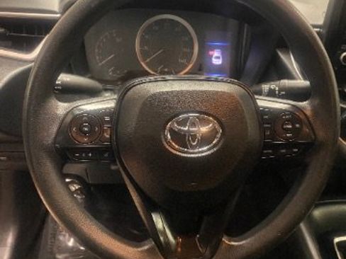 Used 2022 Toyota Corolla LE image 15
