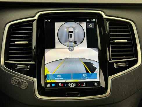 Used 2024 Volvo XC90 T8 Plus image 30