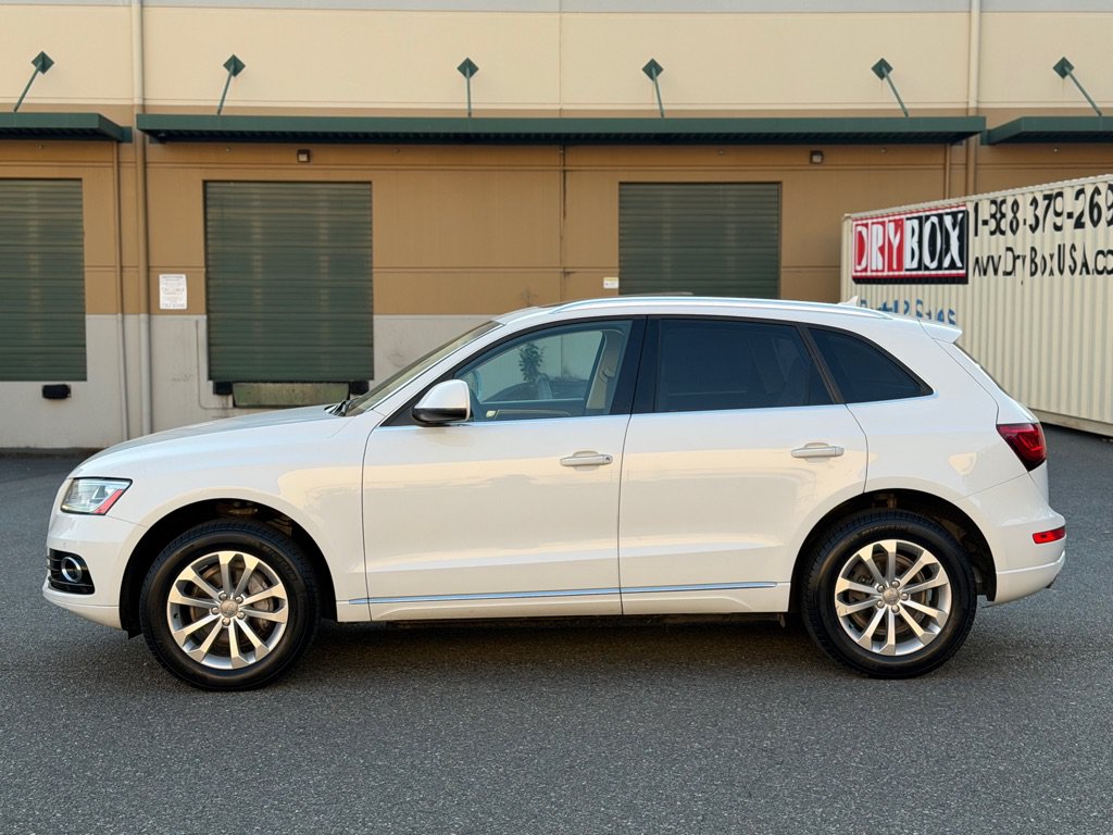 Used 2015 Audi Q5 2.0T Premium Plus w/ Technology Package AWD/4WD image 9