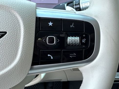 New 2026 Genesis GV60 RWD image 28