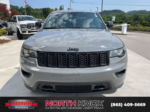 Used 2021 Jeep Grand Cherokee Freedom Edition AWD/4WD image 29