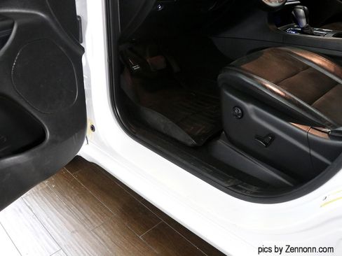 Used 2020 Jeep Grand Cherokee Altitude image 27