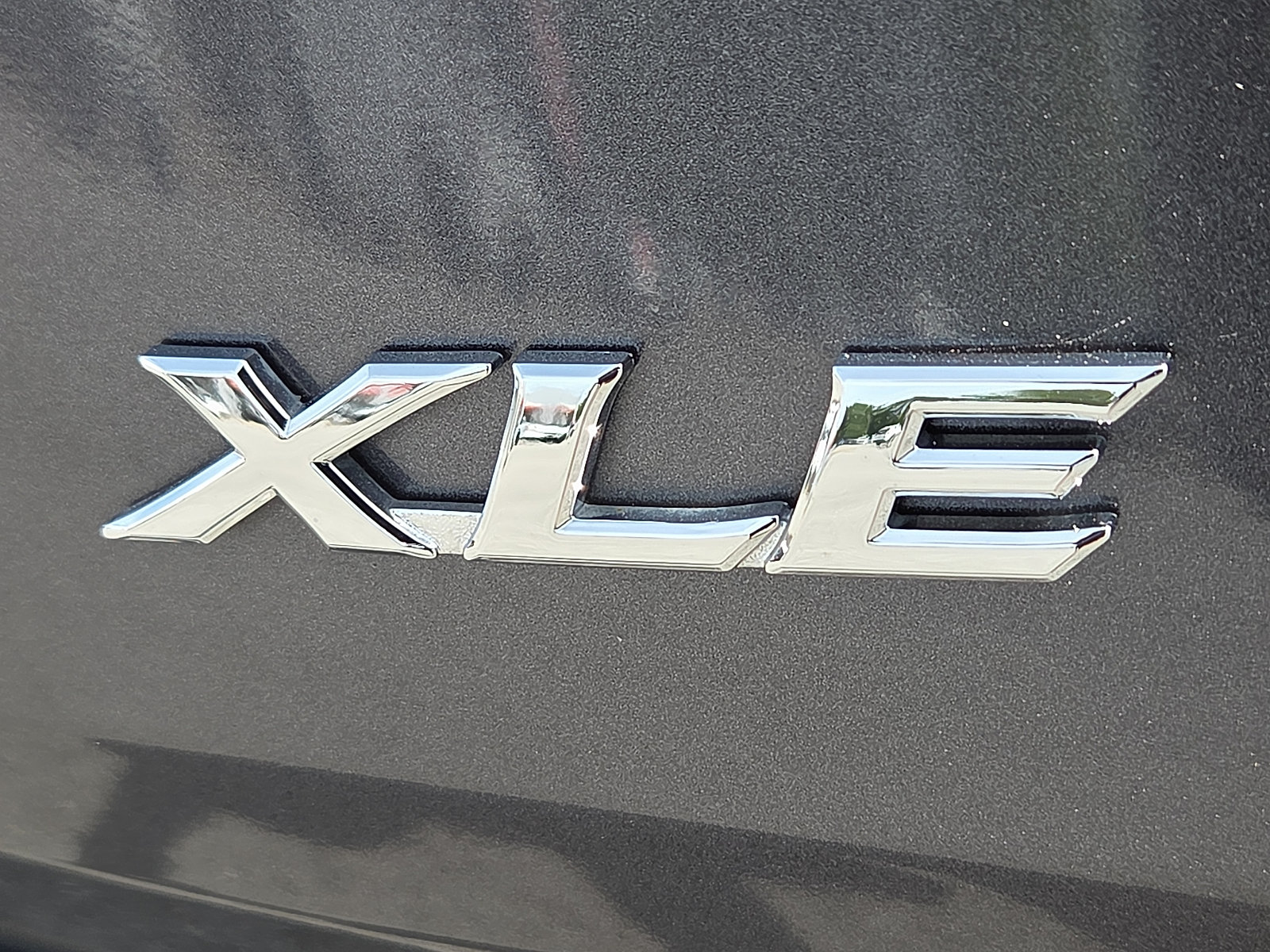 Used 2025 Toyota Sienna XLE FWD image 8