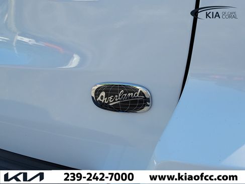 Used 2019 Jeep Grand Cherokee Overland AWD/4WD image 11
