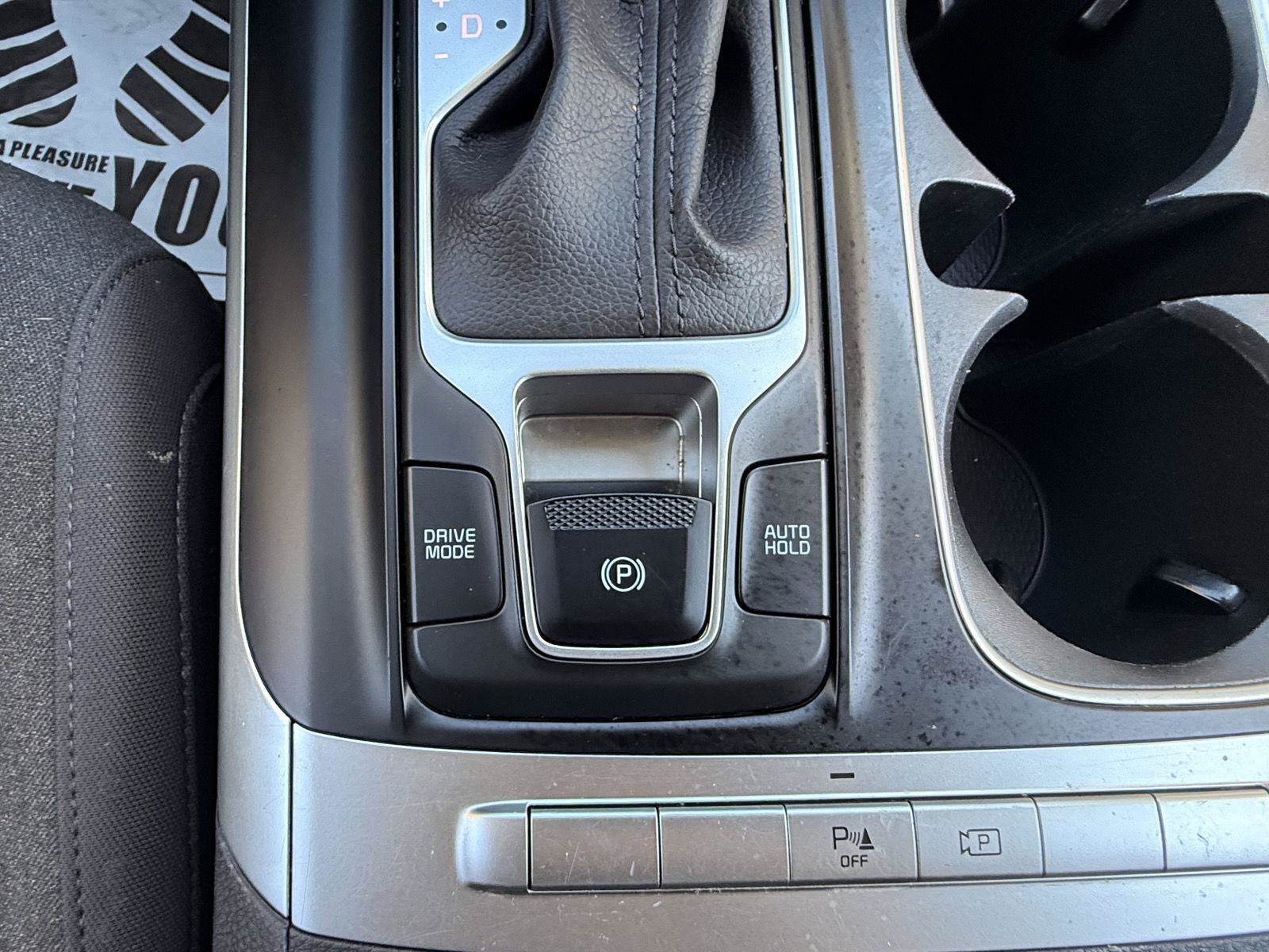 Used 2023 Kia Carnival LX FWD image 30