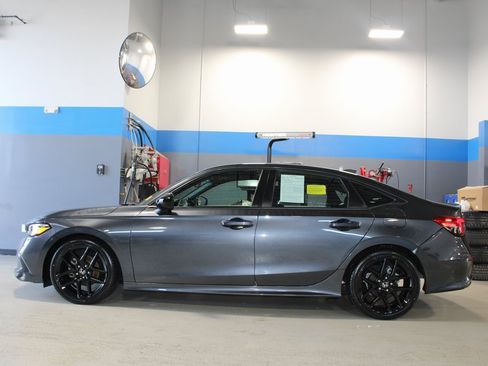 Used 2023 Honda Civic Sport image 17