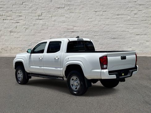 Used 2023 Toyota Tacoma SR AWD/4WD image 3