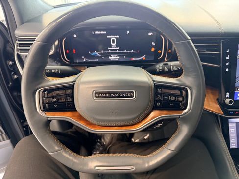 Used 2022 Jeep Grand Wagoneer Series II w/ Convenience Group III AWD/4WD image 35