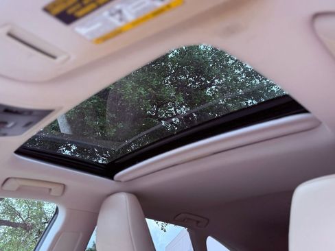 Used 2018 Lexus RX 350L FWD image 24