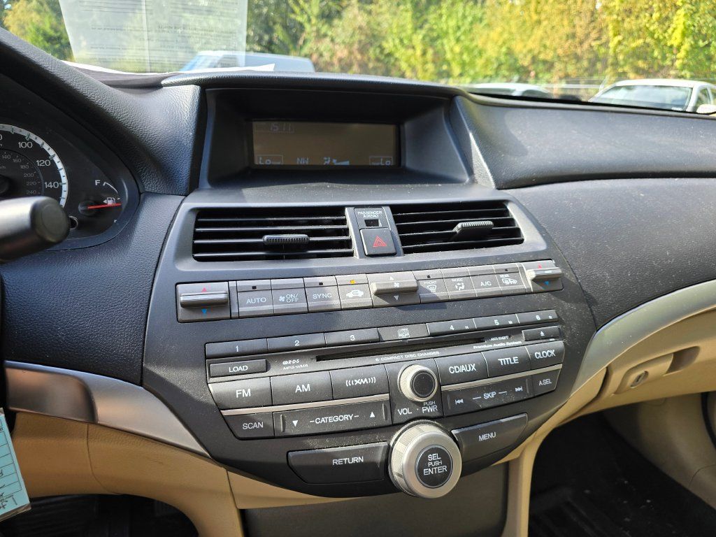Used 2010 Honda Accord EX-L image 9