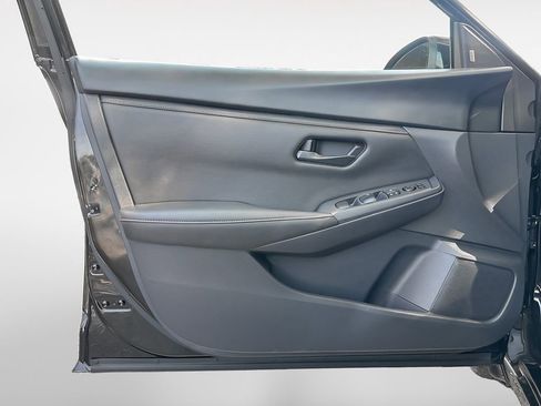 Used 2024 Nissan Sentra S image 14