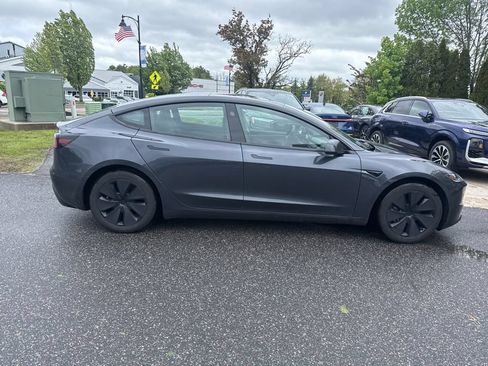 Used 2024 Tesla Model 3 Long Range AWD/4WD image 4
