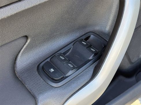 Used 2011 Ford Fiesta SE w/ 202A Rapid Spec Order Code image 17