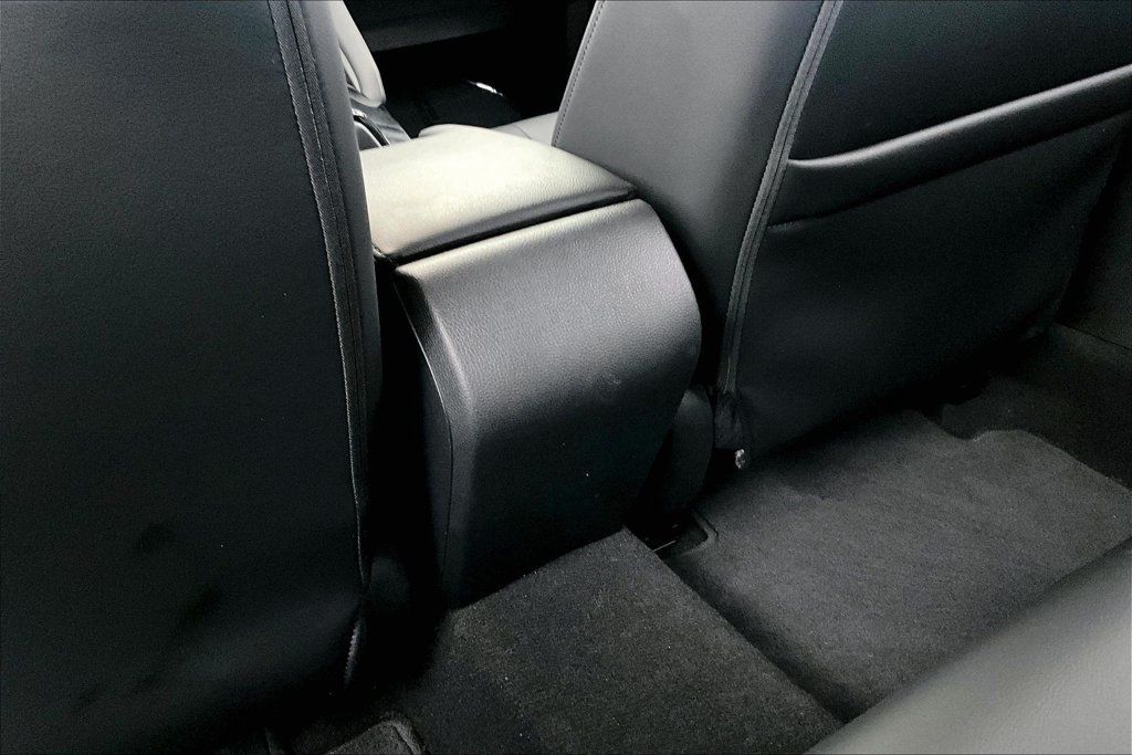 Certified 2024 Acura Integra FWD image 28