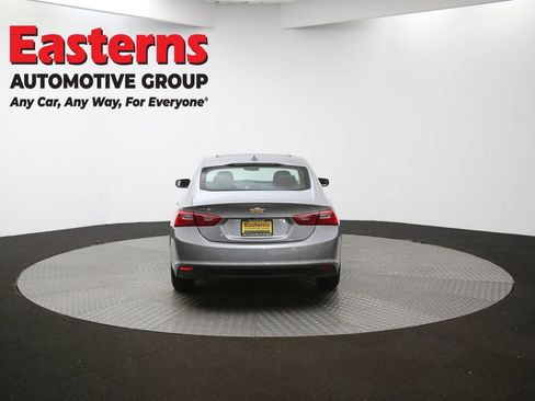 Used 2024 Chevrolet Malibu LT image 36