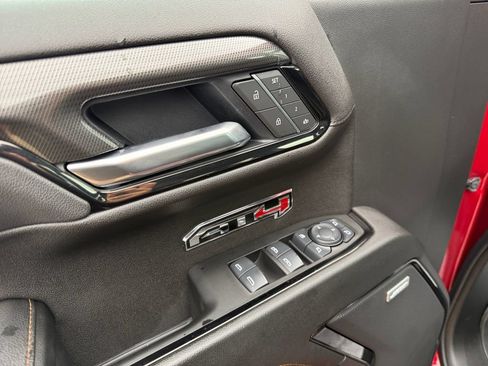Used 2025 GMC Sierra 1500 AT4 w/ AT4 Preferred Package AWD/4WD image 20