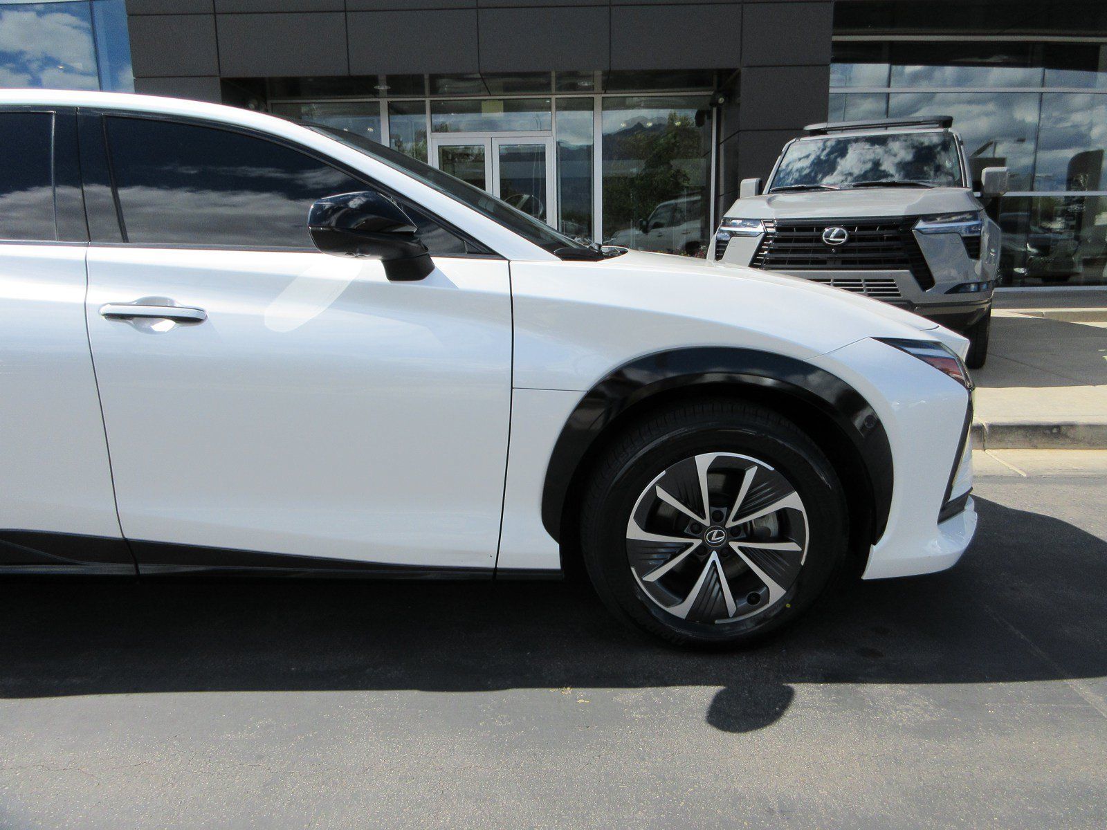 Used 2023 Lexus RZ 450e Premium w/ Technology Package AWD/4WD image 12