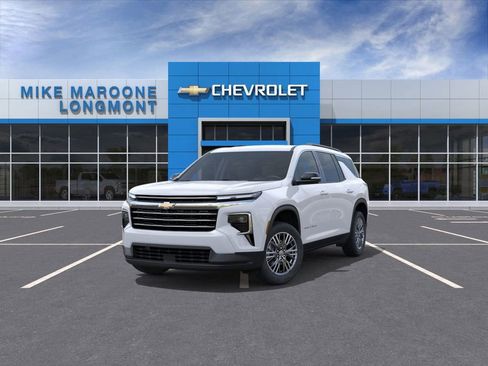 New 2026 Chevrolet Traverse LT w/ Driver Confidence Package image 8