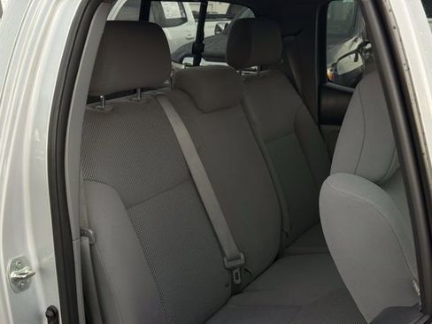 Used 2011 Toyota Tacoma PreRunner w/ TRD Sport Pkg RWD image 32