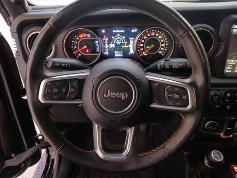 Used 2021 Jeep Wrangler Unlimited Sahara image 15