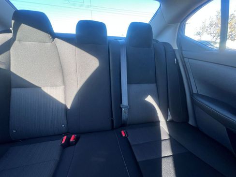 Used 2025 Nissan Sentra SV image 37
