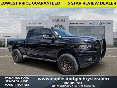 Used 2022 RAM 2500 Big Horn w/ Night Edition AWD/4WD image 1